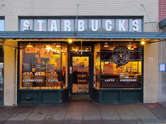 Seattle Starbucks Pike Place